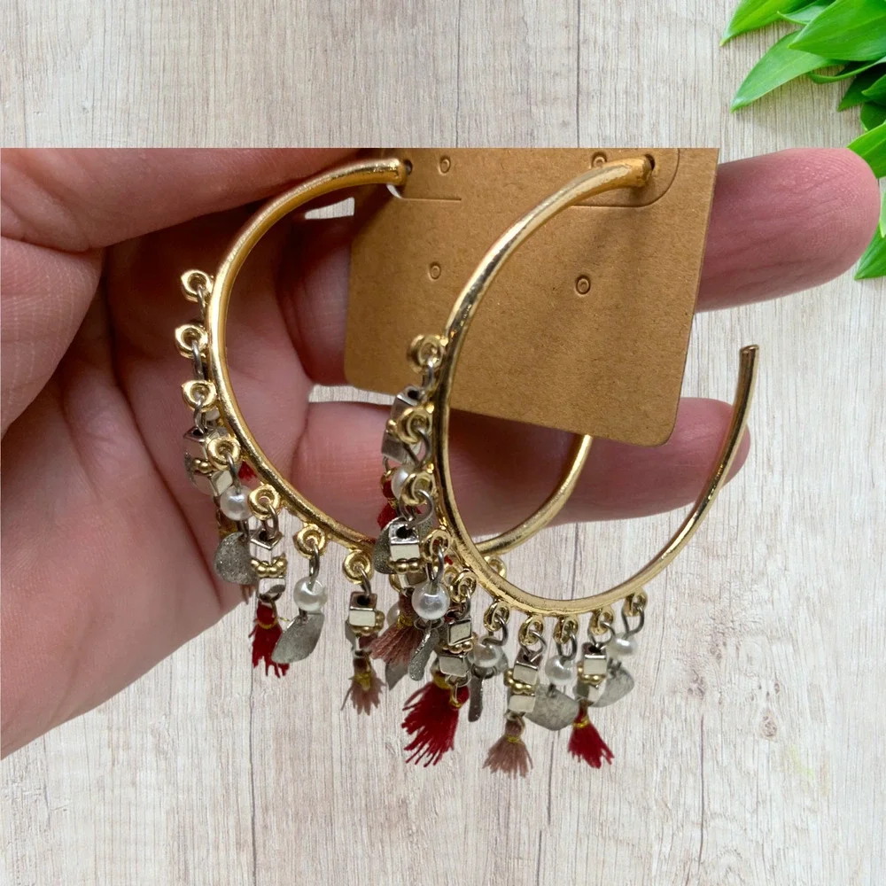 Vintage Y2K Bohemian Tassel Dangle Hoop Earrings Pierced Gold Tone Carded Hippie